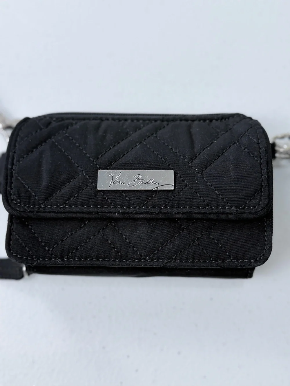 Vera Bradley RFID Black Quilted Crossbody Wallet Wristlet Convertible Purse - Picture 3 of 9